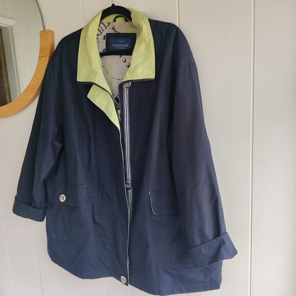 Rain Parka by Macintosh for Women. Well loved Brand & Quality Construction Sz 2X - Picture 8 of 9